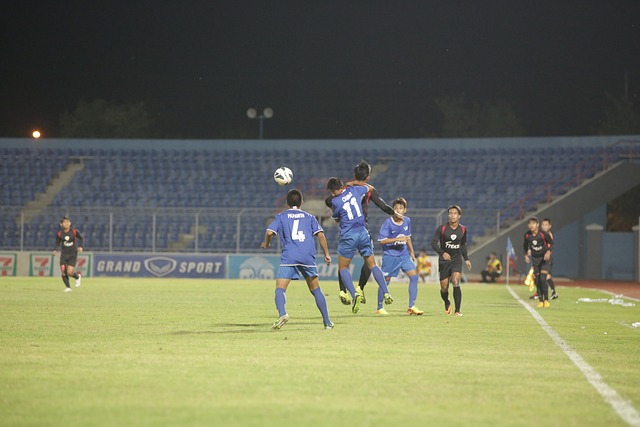 使她愈加坚 使她愈加坚